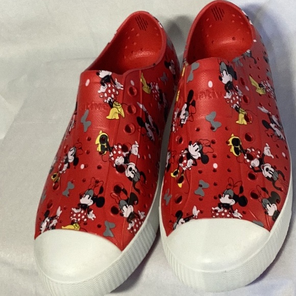 Disney x native shoes - Picture 3 of 7